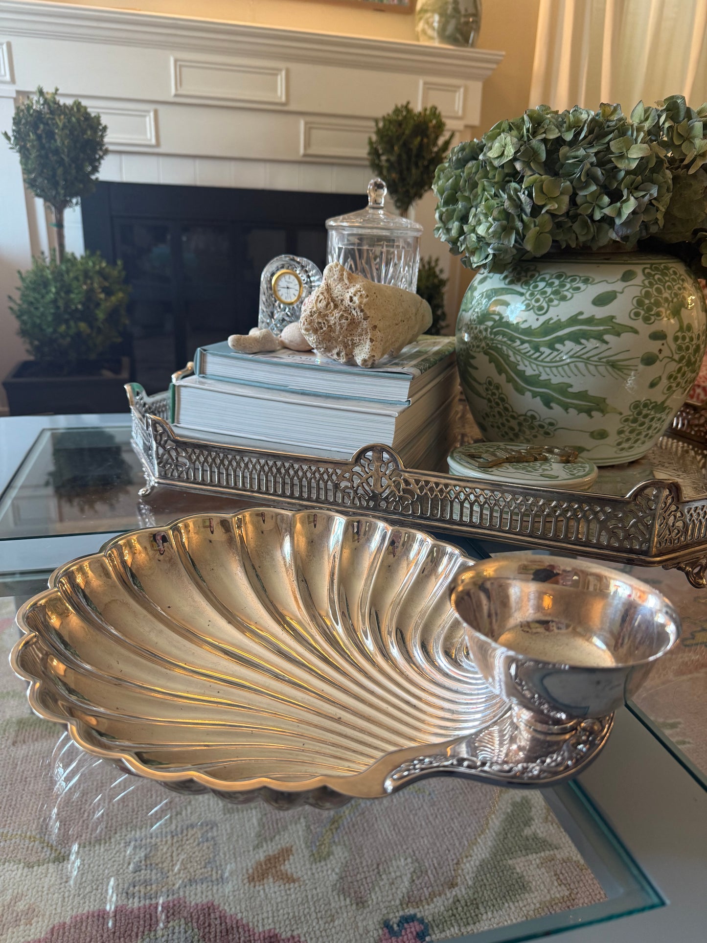 Large Silver Plated Clam Shell Appetizer Dish With Dip Bowl
