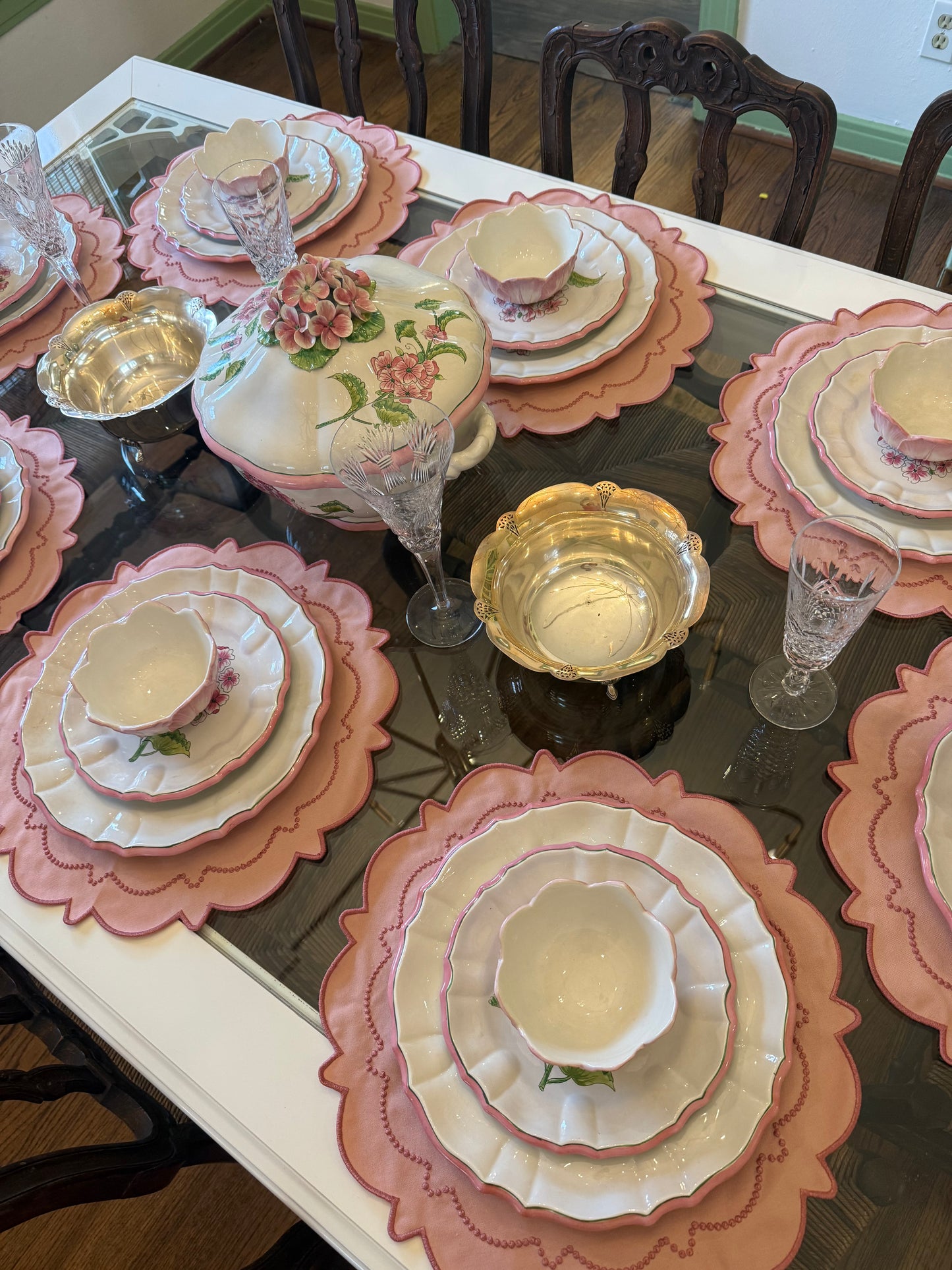 Vintage Italian Hydrangea Dinnerware Set (32 pieces)- Service for 8