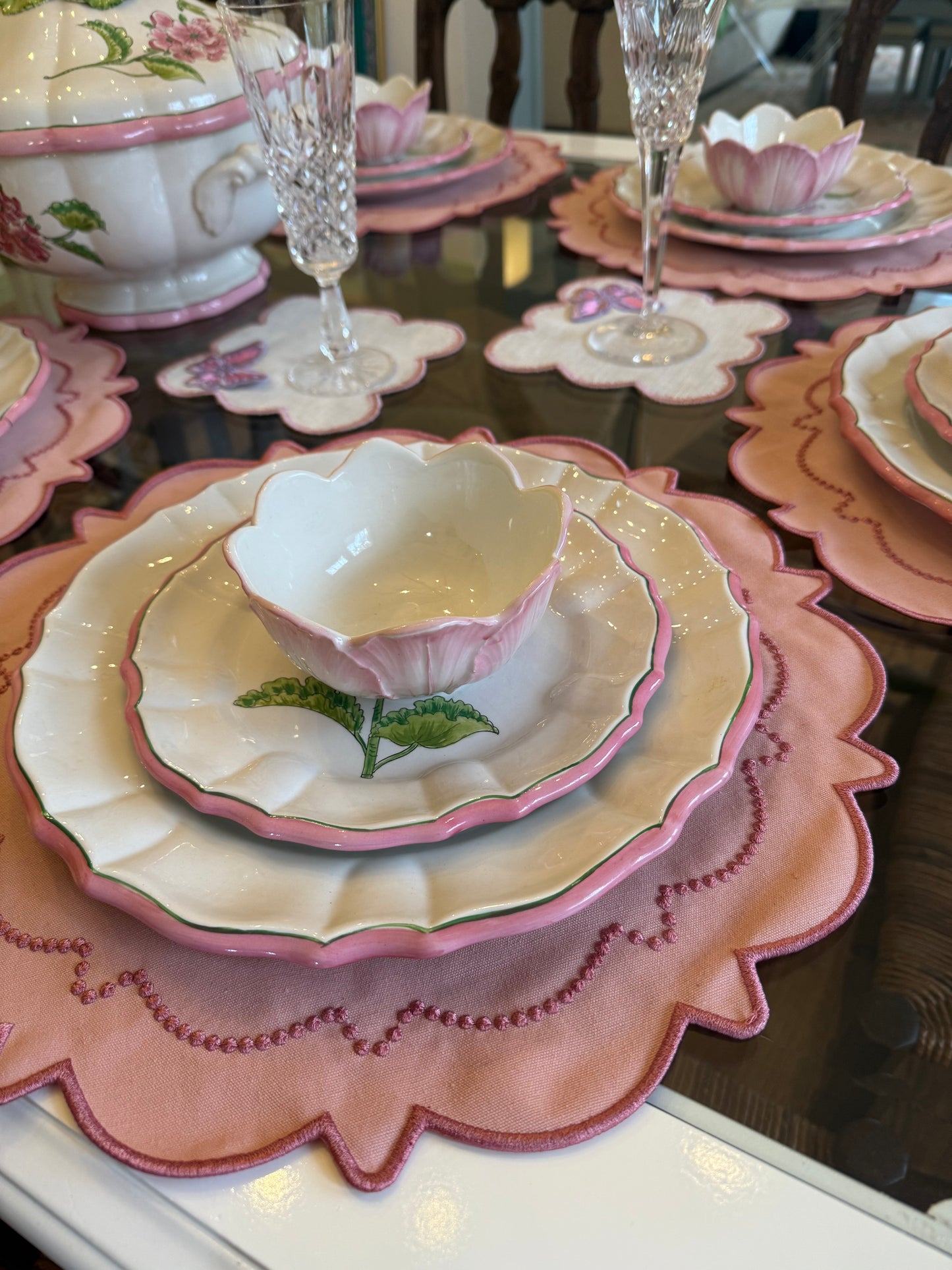 Vintage Italian Hydrangea Dinnerware Set (32 pieces)- Service for 8
